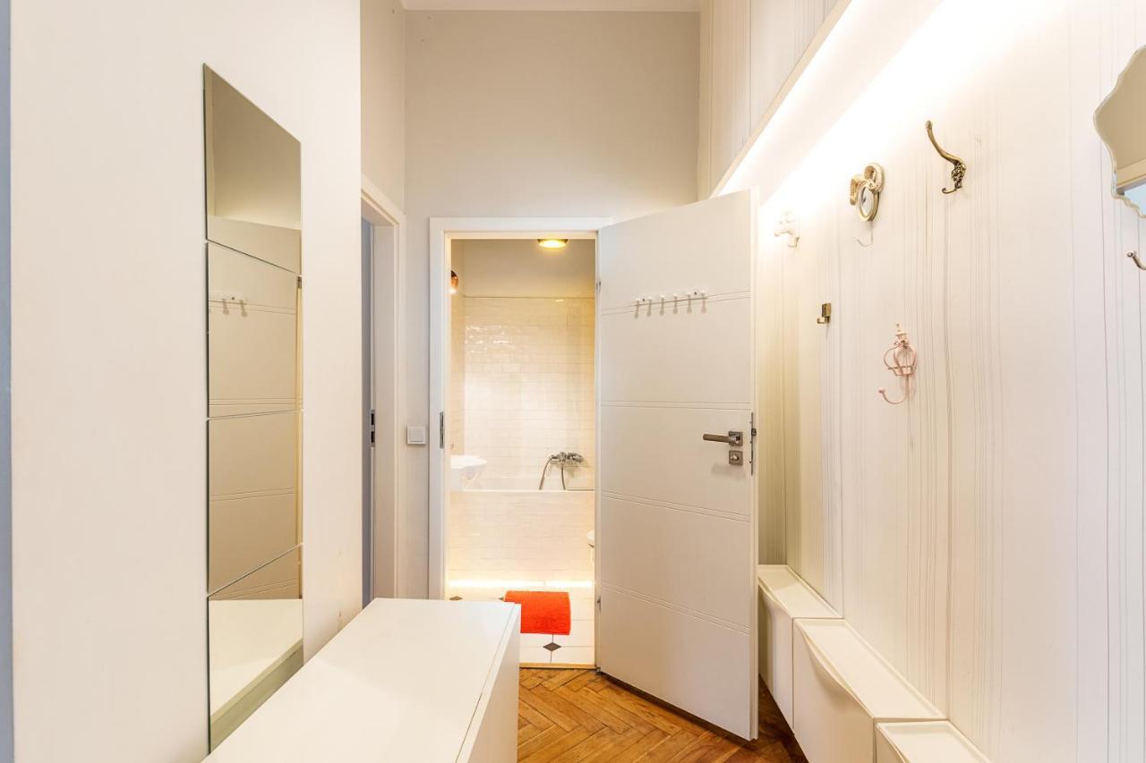Fox Center Apartments ゾンブキ エクステリア 写真