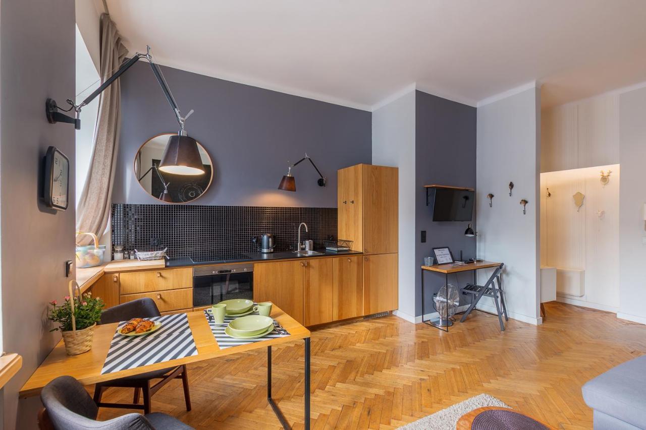 Fox Center Apartments ゾンブキ エクステリア 写真