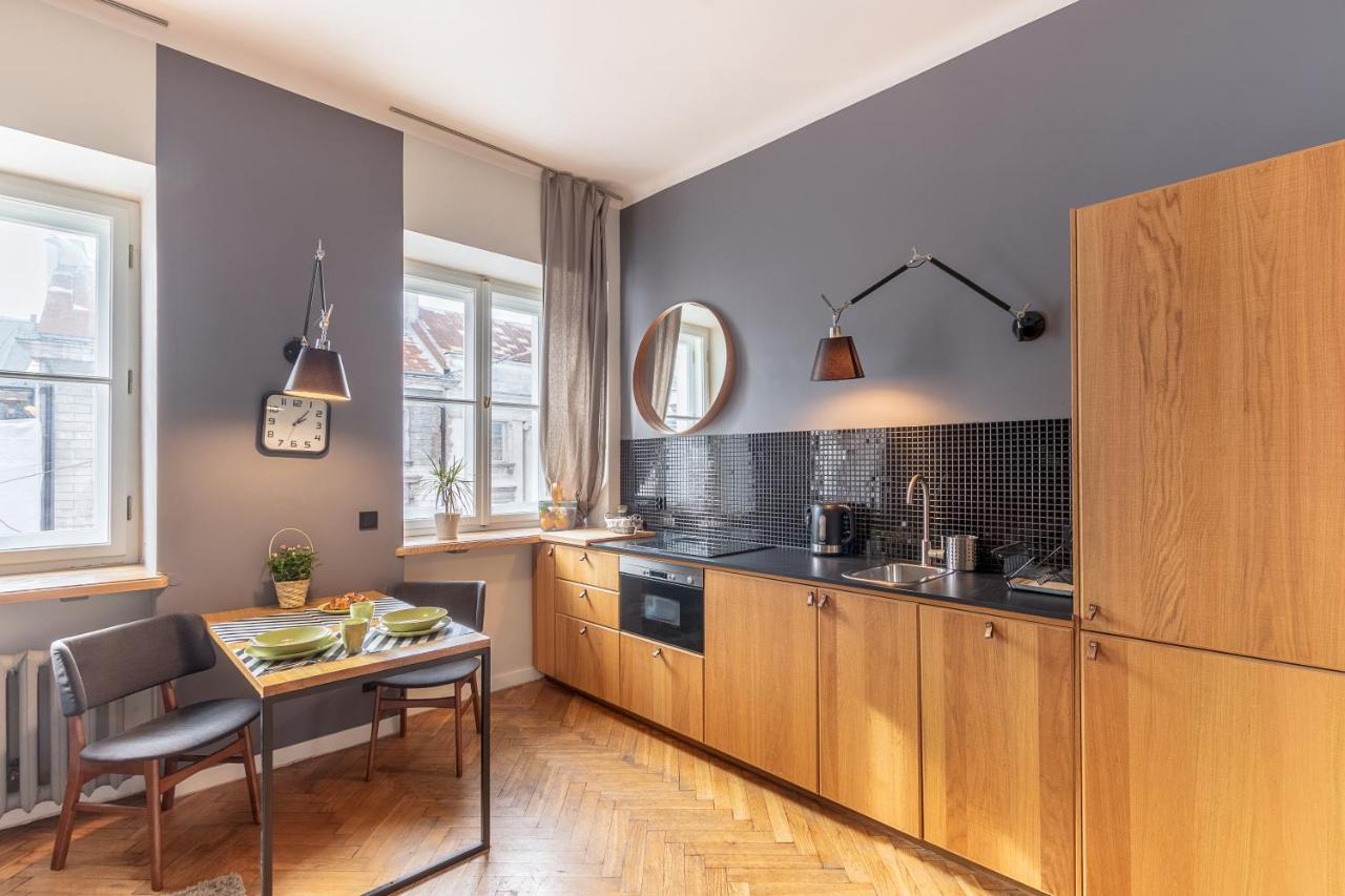 Fox Center Apartments ゾンブキ エクステリア 写真